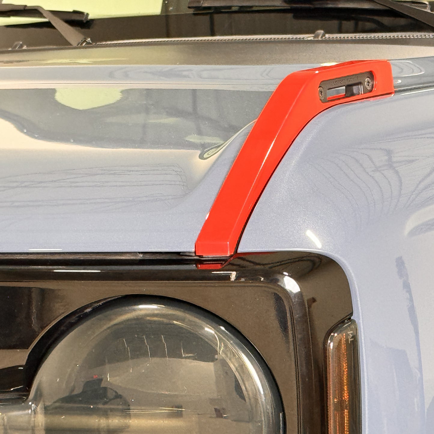 Hood Trail Sights Cover Trim for Ford Bronco 2 Door 4 Door 2021 2022 2023 2024 2025 Accessories Engine Hood Hinge Cover Hood Side Release Handle Decoration