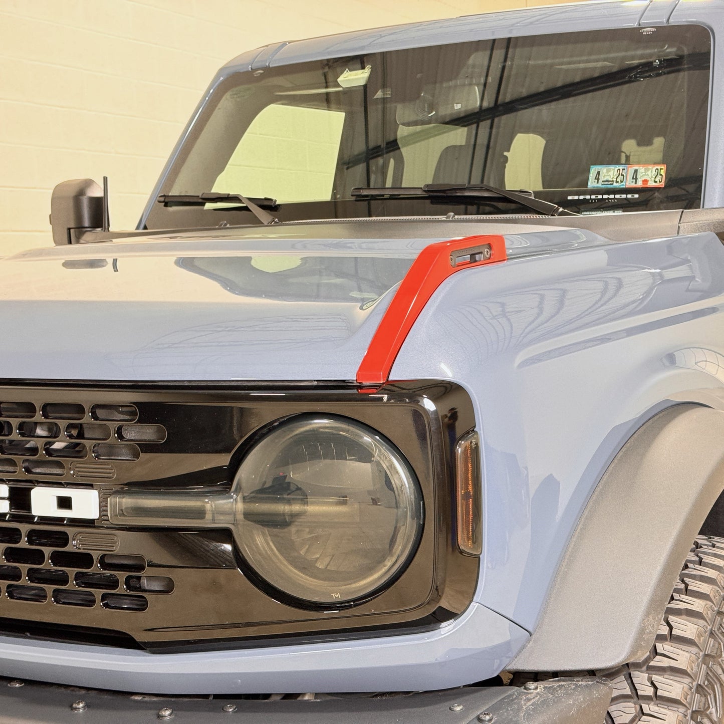 Hood Trail Sights Cover Trim for Ford Bronco 2 Door 4 Door 2021 2022 2023 2024 2025 Accessories Engine Hood Hinge Cover Hood Side Release Handle Decoration