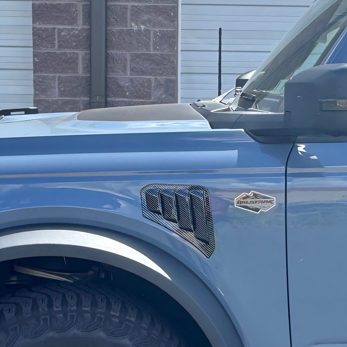 JSD Space Bronco Front Side Fender Vents Trim Compatible fits Bronco 2021-Present Carbon Fiber Style 2pcs